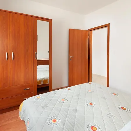 Lumaduma Apartman Trogir