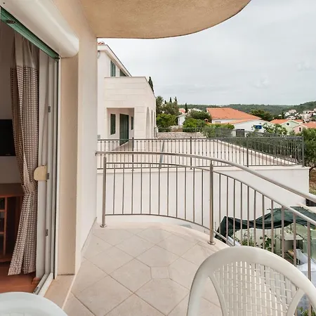 Lumaduma تروغير