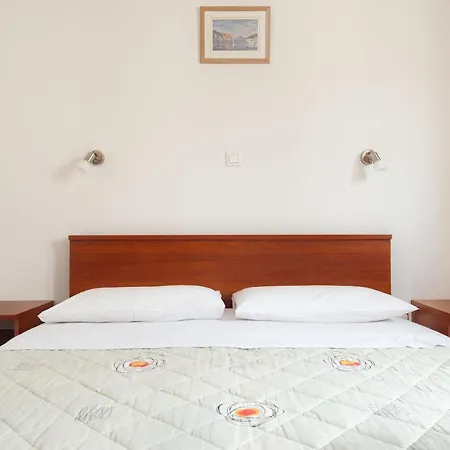 Lumaduma Apartman *