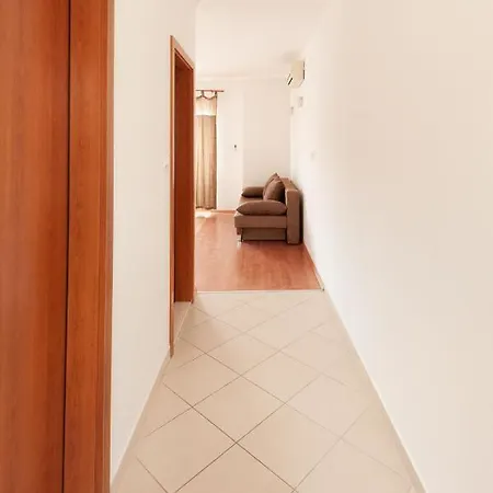 Lumaduma Appartement *